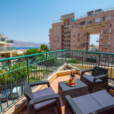 C Class Apartment Eilat Bagian luar foto